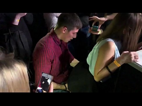 ❤️ Verus sexus in nightclub Russian. XVIII annos Russian puella in ano ac debent futui in nightclub at porn la.hentaiser.ru